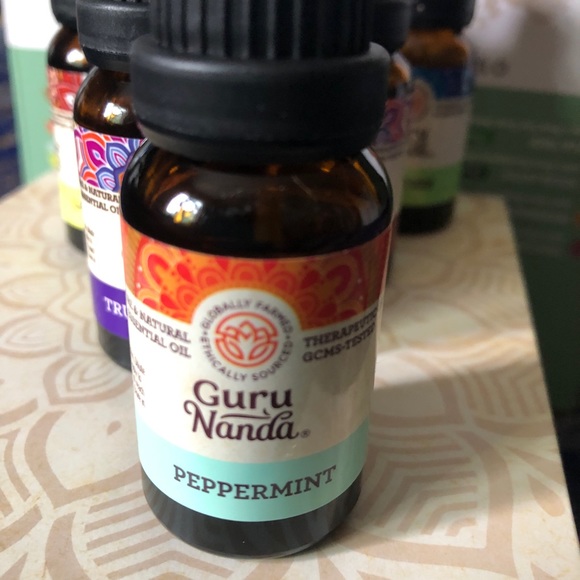 Therapeutic grade 100% pure and natural essential oil various .5 fl oz bottle - Picture 2 of 12